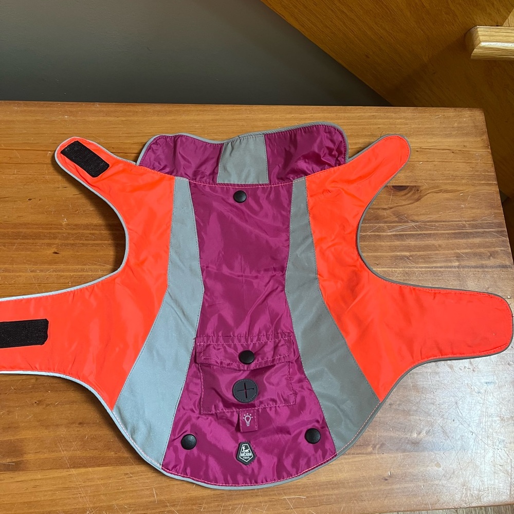 Arcadia dog coat. Size small. Combo rain coat and winter coat